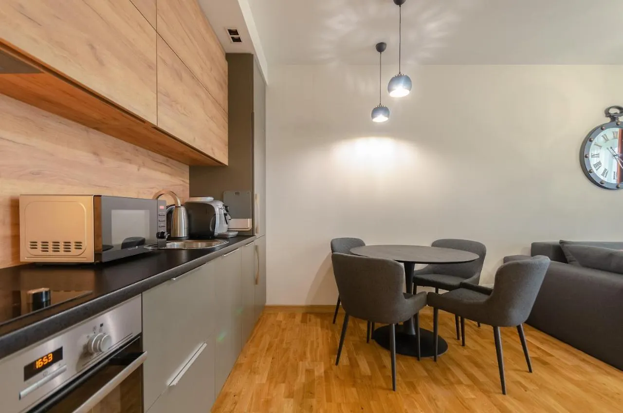 Petrovdom 408-467-471-277-377 In Central Park Cozy Apartments Kyiv