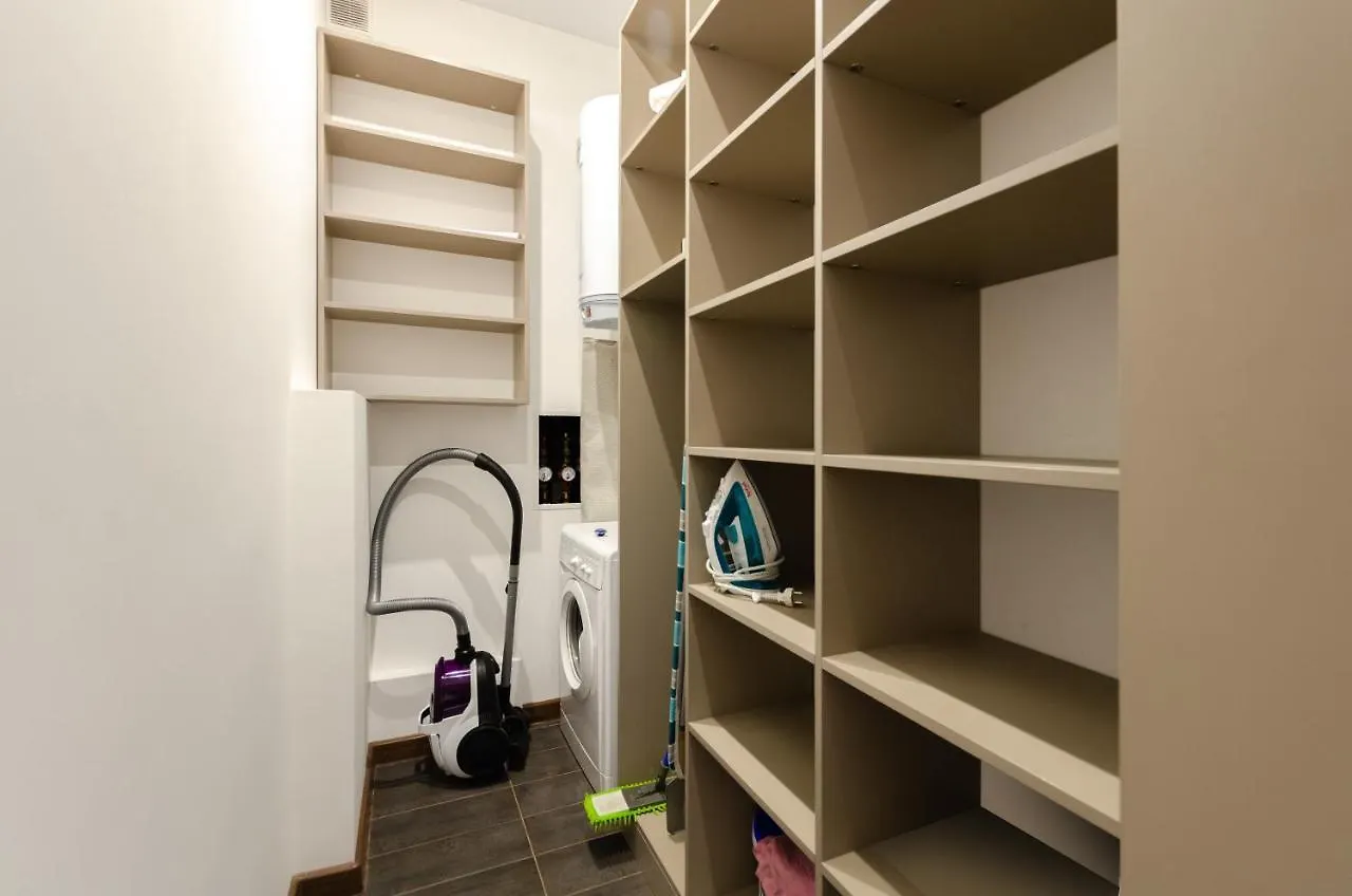 Petrovdom 408-467-471-277-377 In Central Park Cozy Apartments Kyiv