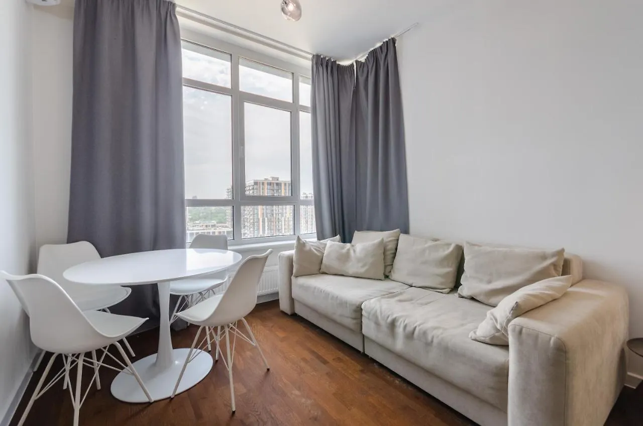 Petrovdom 408-467-471-277-377 In Central Park Cozy Apartments Kyiv
