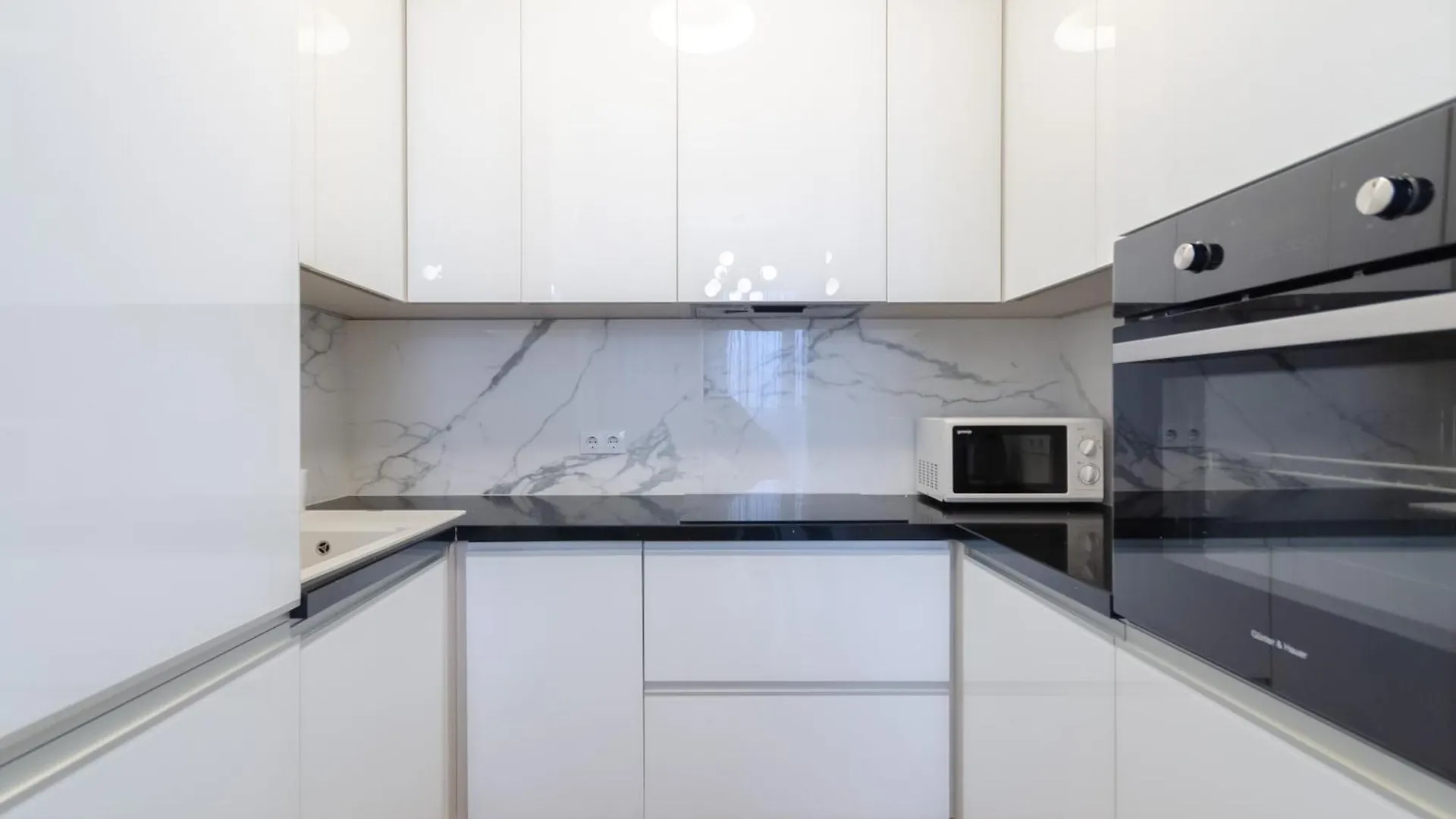 Petrovdom 408-467-471-277-377 In Central Park Cozy Apartments Kyiv Ukraine