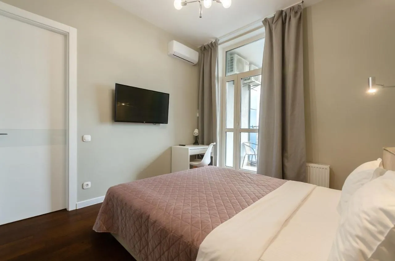 Petrovdom 408-467-471-277-377 In Central Park Cozy Apartments キエフ
