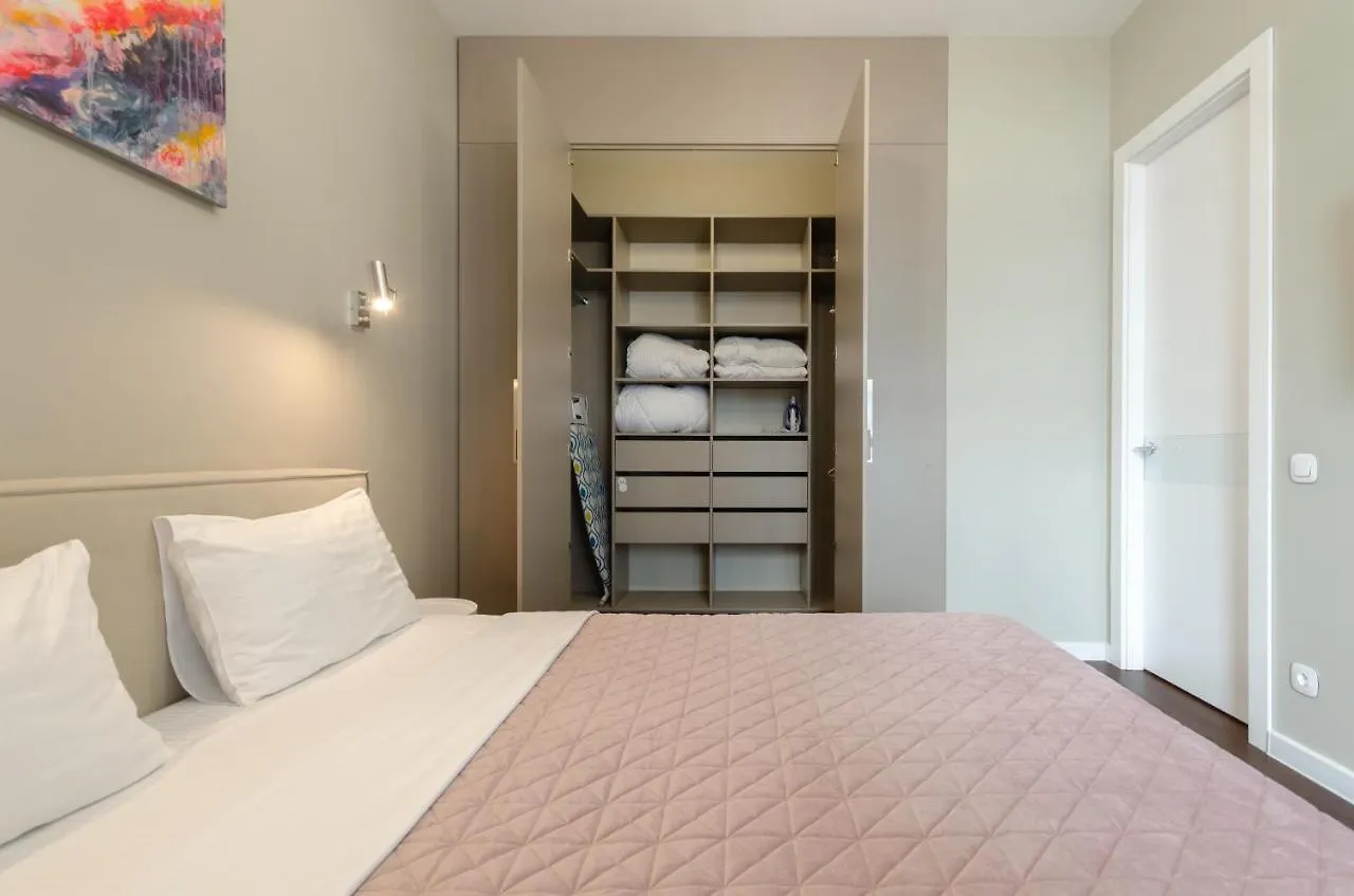 Petrovdom 408-467-471-277-377 In Central Park Cozy Apartments キエフ