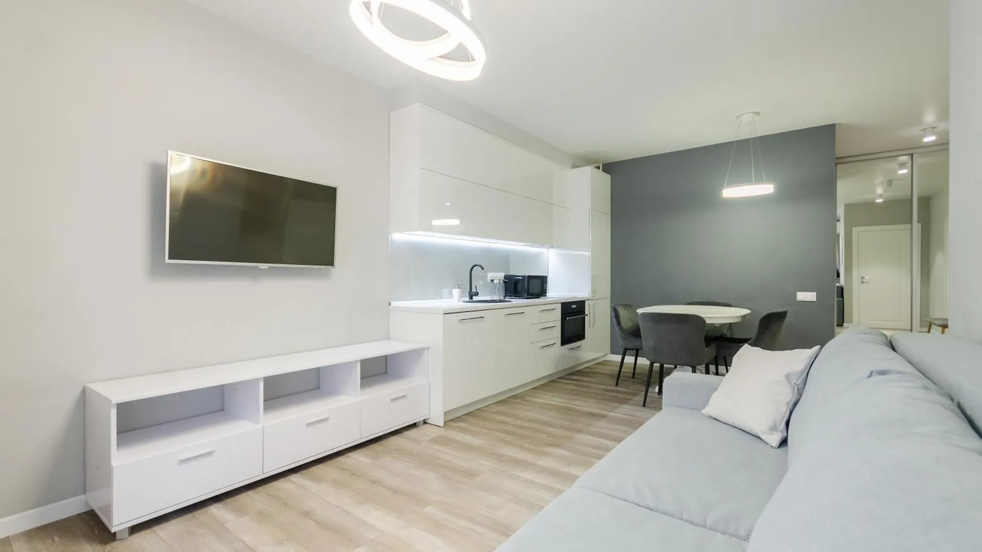 Petrovdom 408-467-471-277-377 In Central Park Cozy Apartments キエフ 0*,