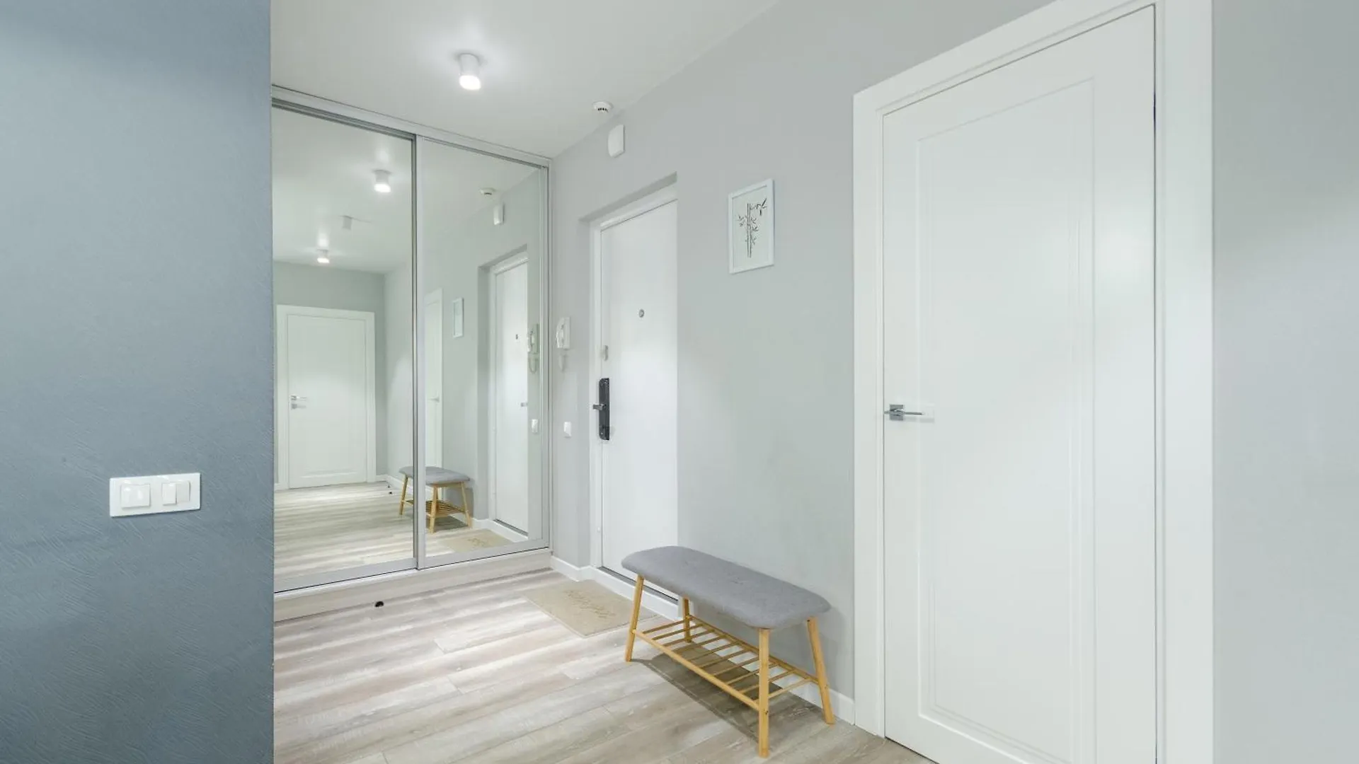 Petrovdom 408-467-471-277-377 In Central Park Cozy Apartments キエフ ウクライナ