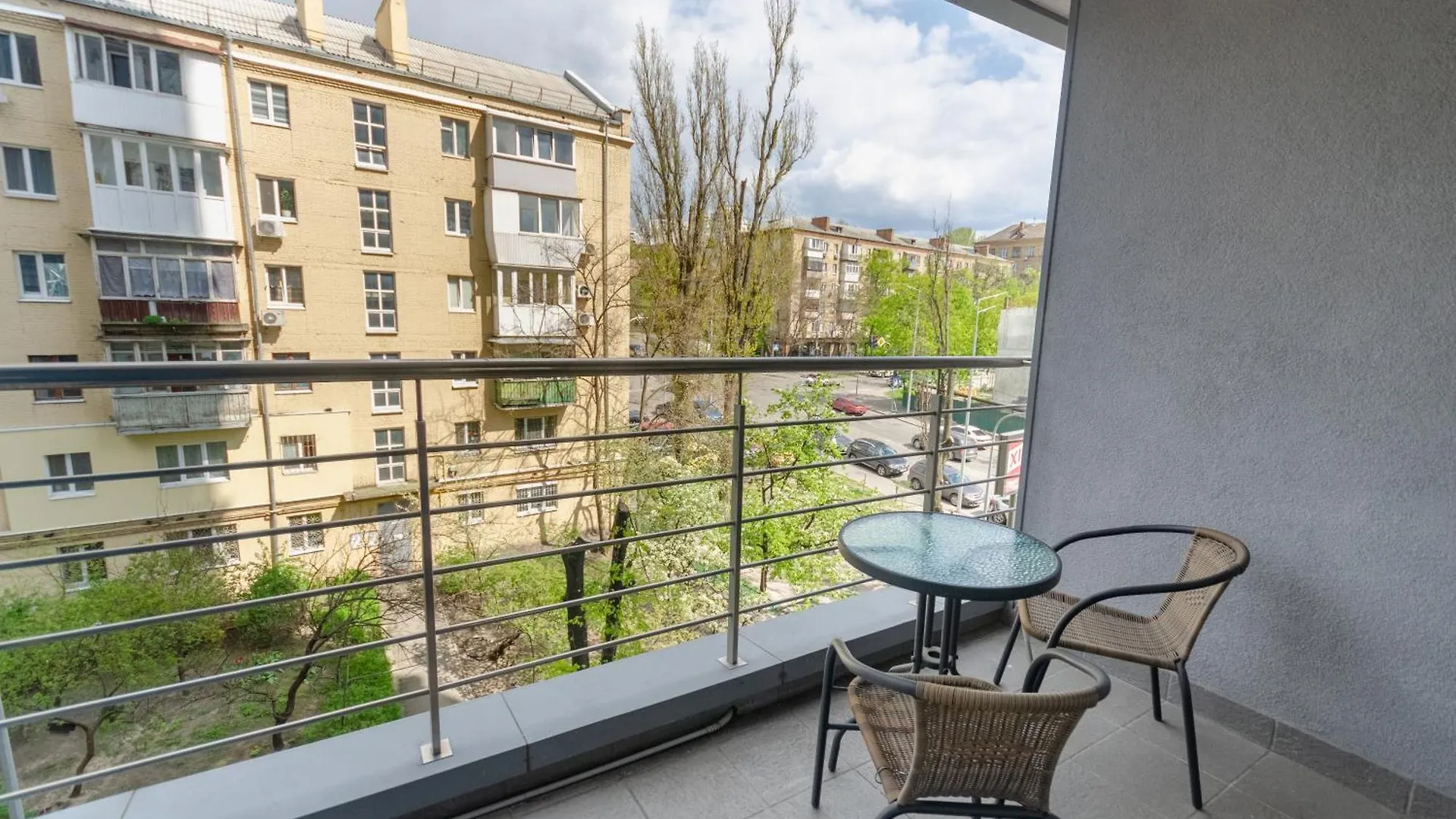 Petrovdom 408-467-471-277-377 In Central Park Cozy Apartments キエフ 0*,  ウクライナ