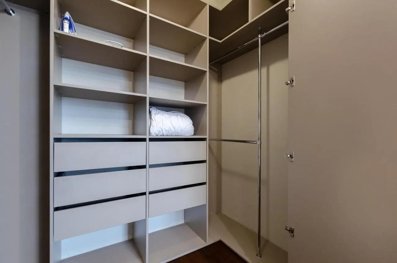 Petrovdom 408-467-471-277-377 In Central Park Cozy Apartments Kiev
